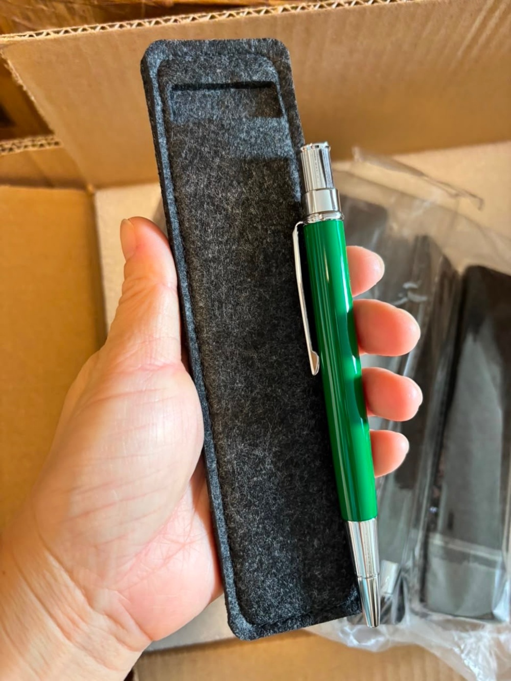 Authentic Rolex Green ballpoint pen - Picture 3 of 8